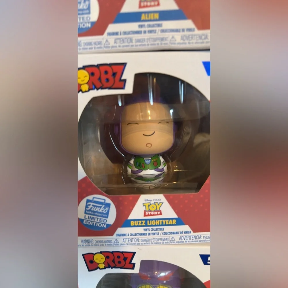 Funko Zurg , Alien, and BuzzVinyl Figure - Purple and Yellow - Picture 3 of 4